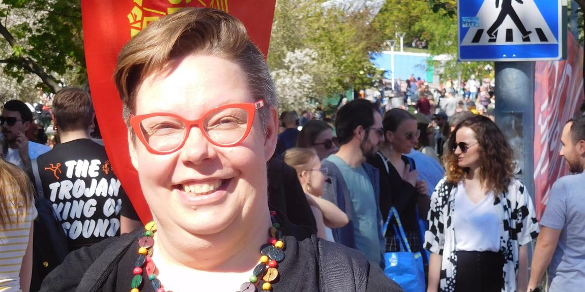 SKP:n pääsihteeri Tiina Sandberg vie YLE:n lähetykseen vision työväen Euroopasta.