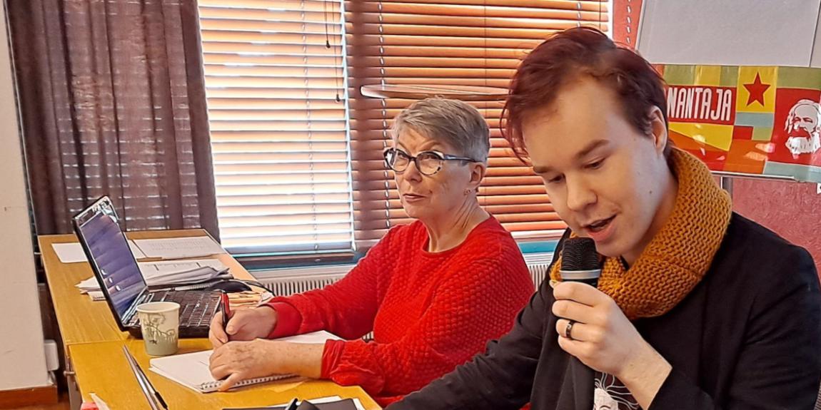 Liisa Taskinen ja Jiri Mäntysalo vetivät kokousta 4.2.2023 Lahdessa.