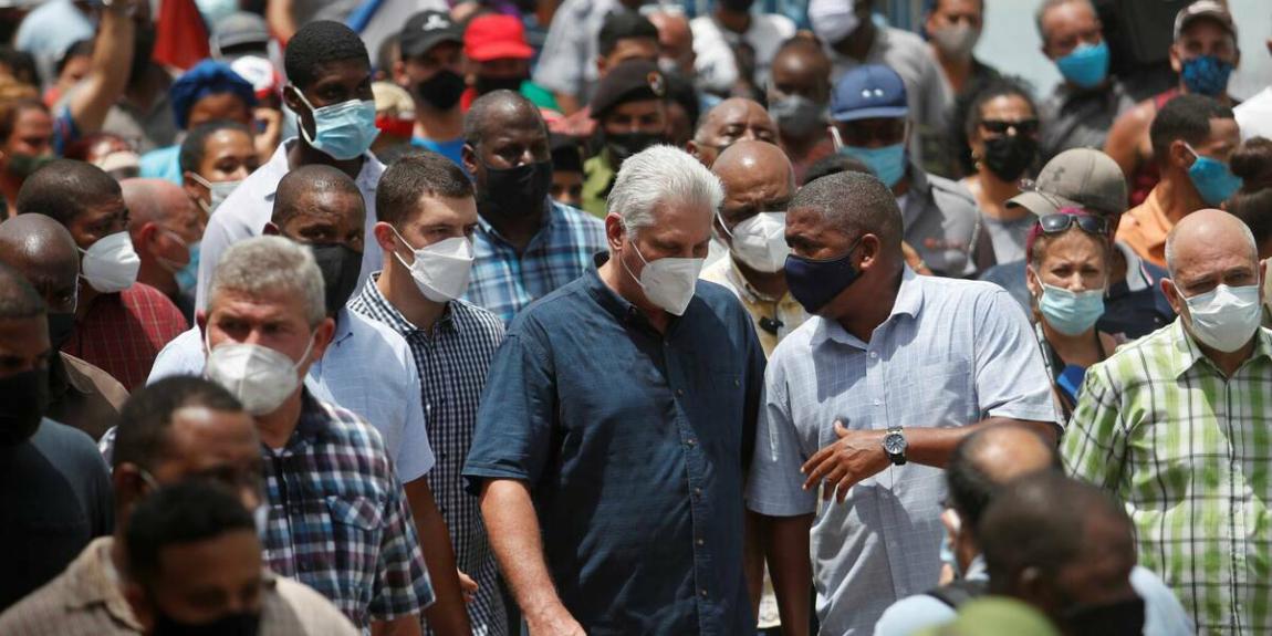 Díaz-Canel marssii kadulla Kuubassa protestien aikaan