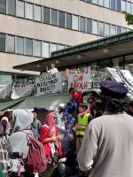 Palestiina tukimielenosoitus Helsinki Porthania 12.6.24 Kuva Toivo Koivisto