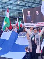 Solidaarisuutta iranilasten kanssa mielenosoitus HKI 22.10.22 kuva Tiina Sandberg