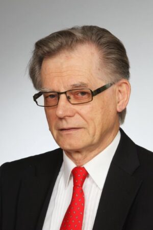 Arjo Suonperä:"os Suomi haluaa itsenäisyyttä