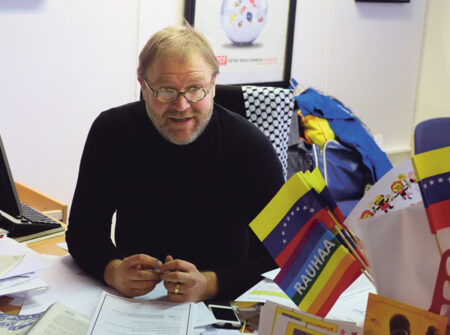 JP Väisänen:"Itsepuolustuksen ymmärrän mutta liput ja sakot pitää jatkossakin voida kirjoittaa ilman fyysistä voimankäyttöä