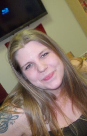 Marianne Maksniemi: "Hajautettu päätöksenteko kunnan palveluverkostossa tulisi koskea myös muita aloja kuin sosiaalityötä"