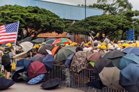 Hongkongin mielenosoituksissa on mukana hyvin monenlaisia ihmisiä