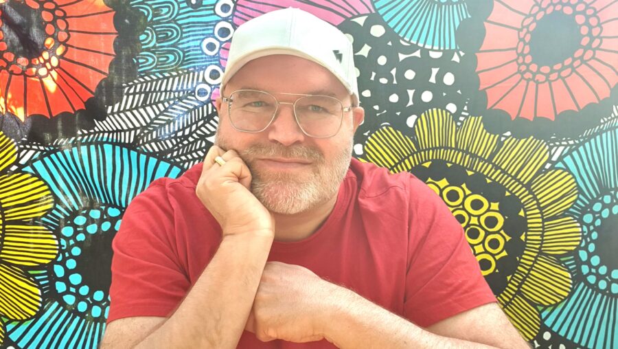 JP (Juha-Pekka) Väisänen on Suomen kommunistisen puolueen puheenjohtaja