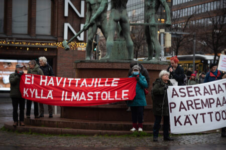 Ei hävittäjille -mielenosoitus Helsinki 28.10.2021 kuva Emma Grönqvist
