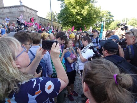 Elokapina - Greta Thunberg -HKI Eduskuntatalo - 25.6.2024 Kuva Toivo Koivisto