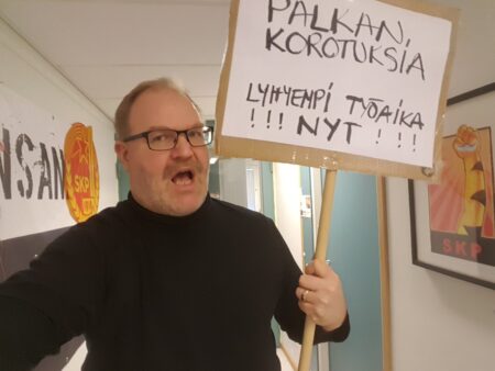 Palkankorotuksia ja lyhyempi työaika