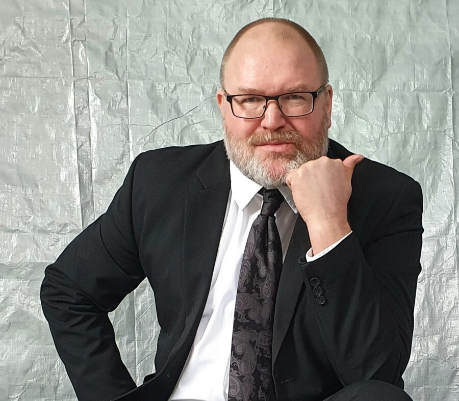 Juha-Pekka Väisänen tukee veturinkuljettajien työtaistelua