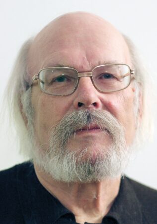 Tapio Siirilä toimii rauhanryhmässä