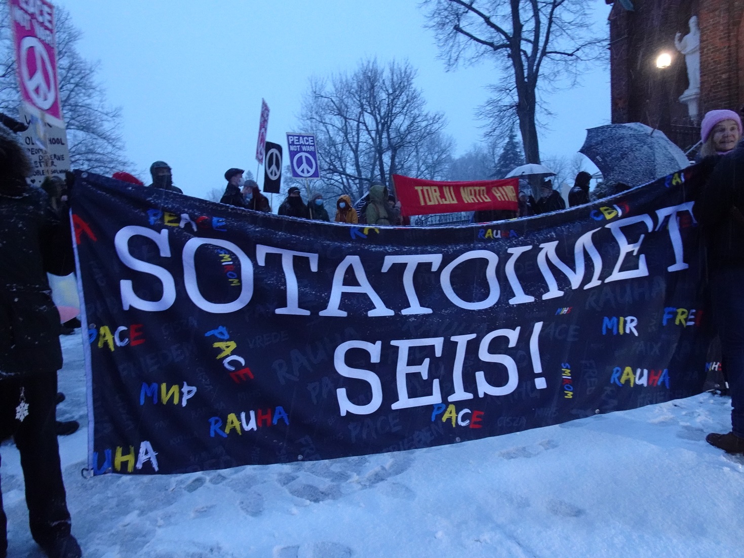 Ukrainan Kriisiss Ihmiset K rsiv t Ja P oma Hy tyy Suomen ukrainan-kriisiss-ihmiset-k-rsiv-t-ja-p-oma-hy-tyy-suomen
