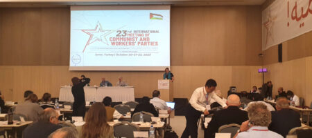 Tiina Sandberg speaks in Izmir meeting.