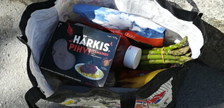 Monen on edelleen turvauduttava ruokajonon antimiin.